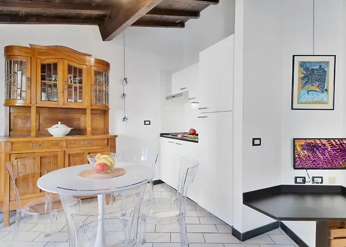 Il Borgo Dei Ricordi, Terre Marine